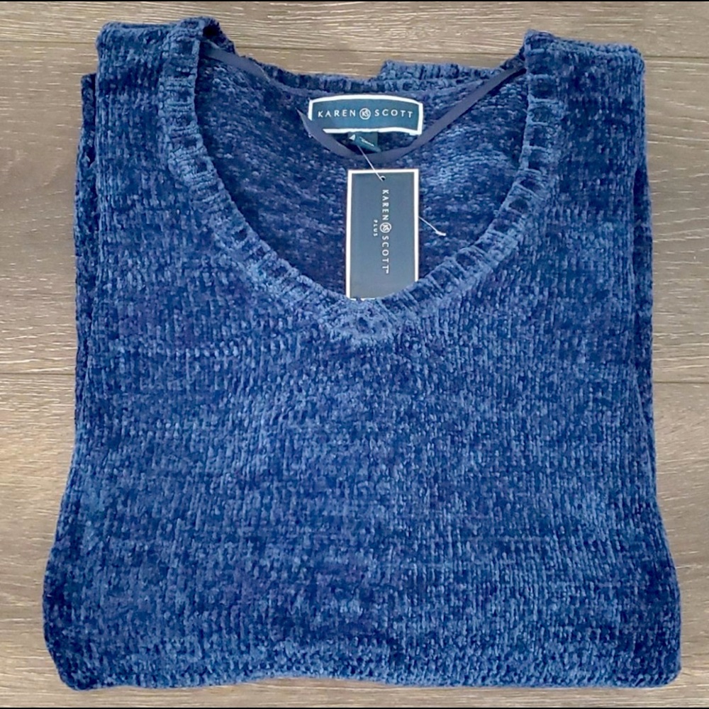 NEW W/TAGS - Karen Scott Navy V-Neck Plus Sweater